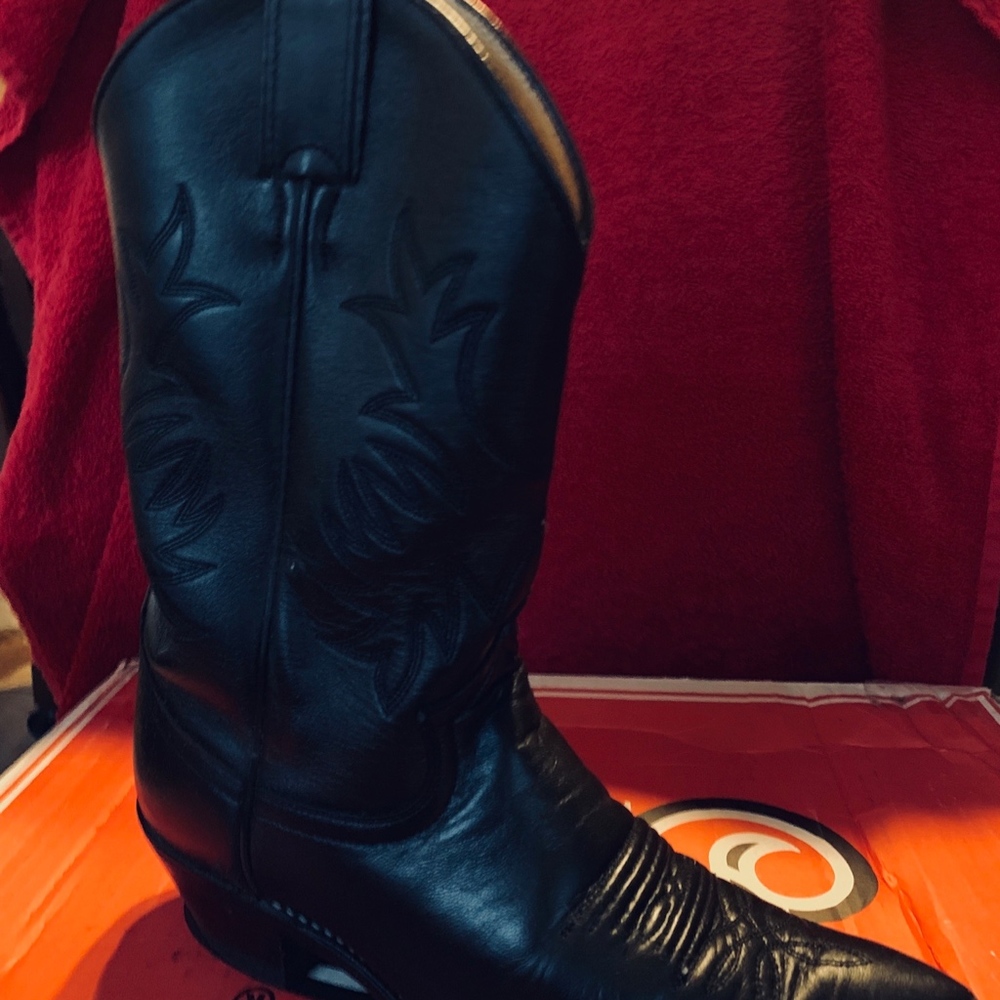 Cowboy Boot - Picture 5 of 5
